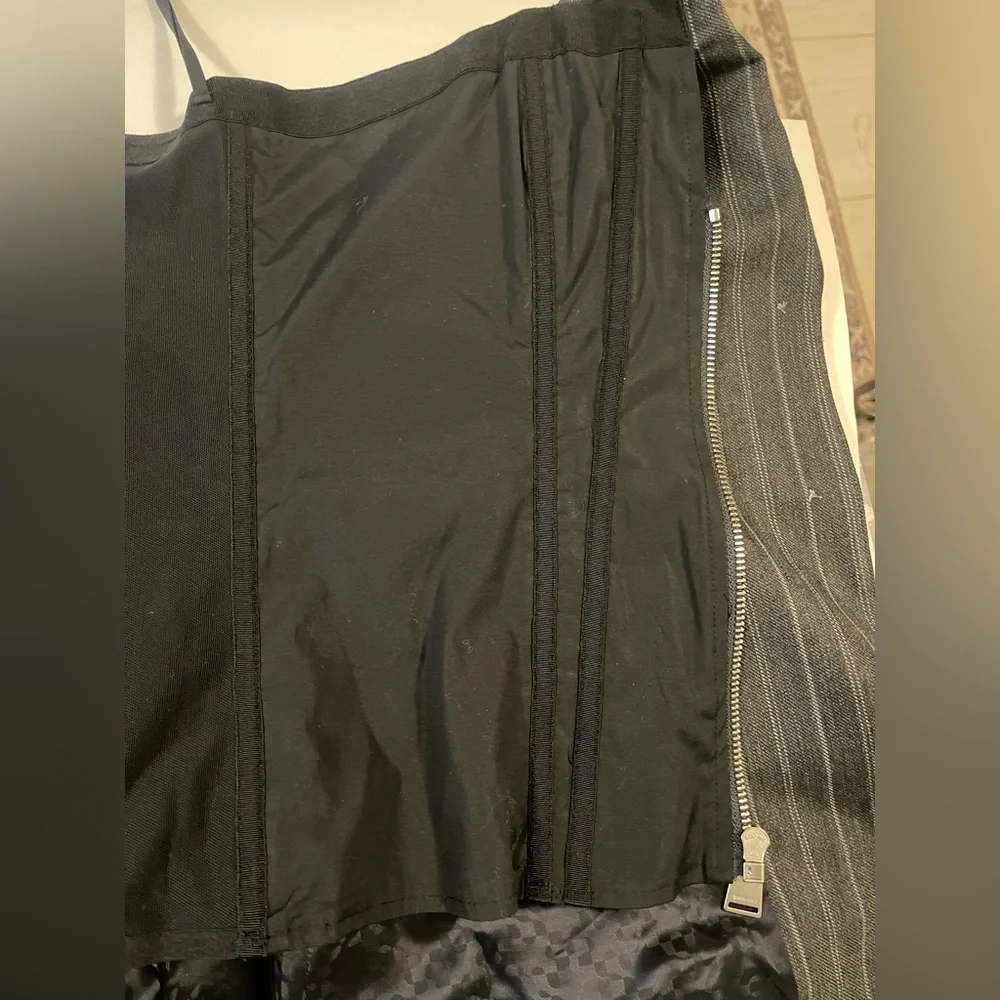 NWOT: SIMKHAI Gray Pinstripe Bustier Strapless Top Size 10 - Picture 11 of 13